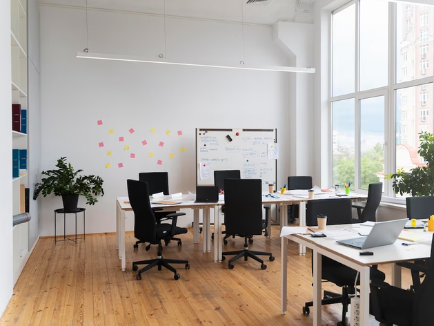 Бизнес-центр на северо-западе Челябинска подешевел на 111 млн рублей