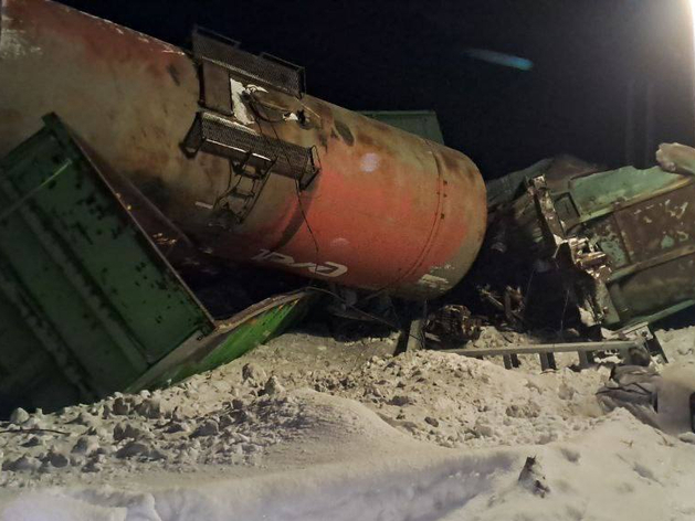 Из-за столкновения поездов в Челябинской области задержаны несколько составов Из-за столкновения поездов в Челябинской области задержаны несколько составов