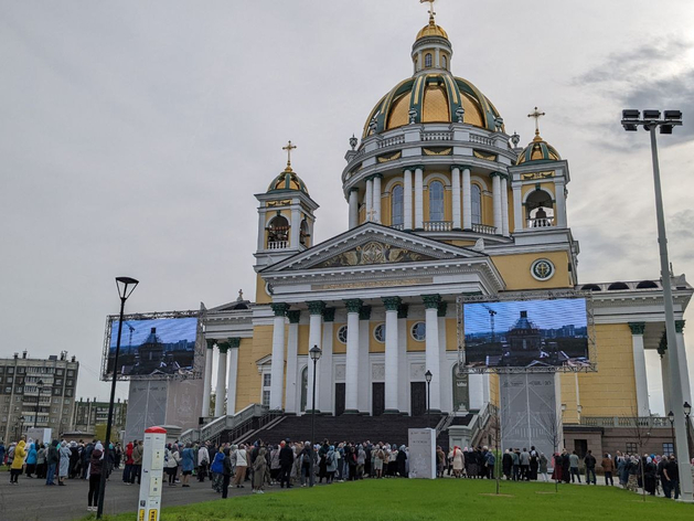 В Челябинске открыли собор, спонсированный «Ариантом» и РМК. Фото