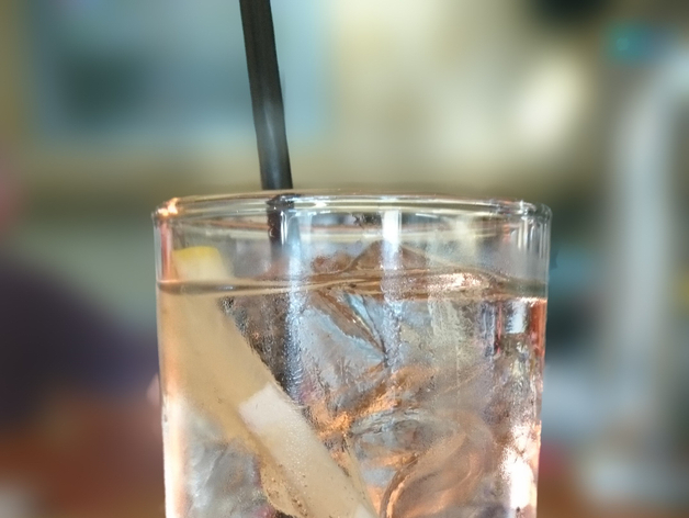 В Челябинске выставлен на продажу «морской» бар