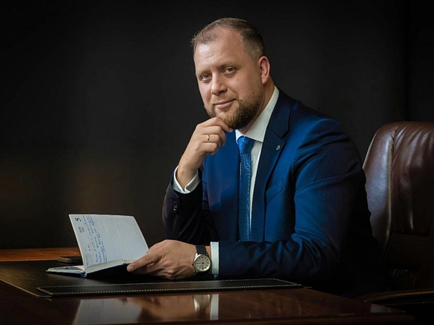 директор Стельмах Кирилл Борисович