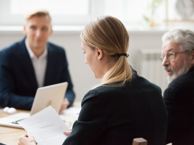 Топ юридических компаний Челябинска и тренды отрасли