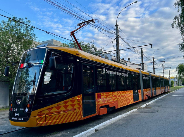 Пятисекционный трамвай Модель 71-665, г. Екатеринбург