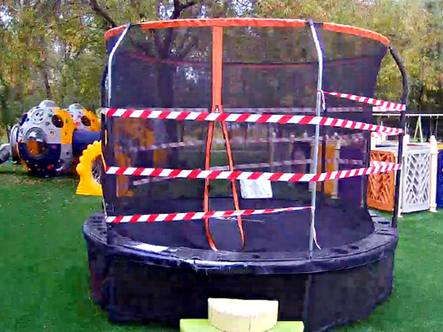 В челябинском парке закрыли опасный аттракцион
В челябинском парке закрыли опасный аттракцион