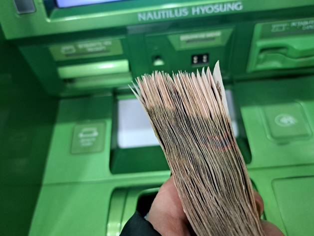 Средняя зарплата в Челябинске за год выросла на 14 процентов
Средняя зарплата в Челябинске за год выросла на 14 процентов