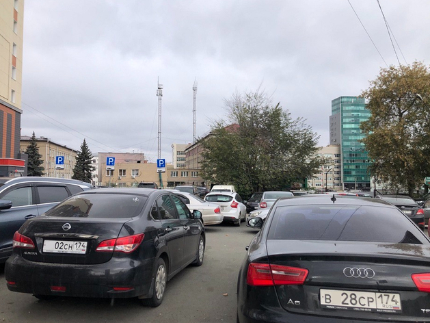 Платные парковки в Челябинске появятся к лету 2026 года
