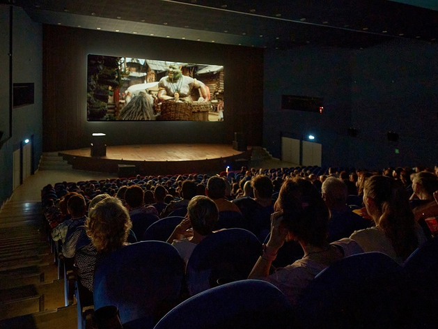 Новый сериал с Южного Урала: в Челябинске представят фантастику «Альтер Эдик»
Новый сериал с Южного Урала: в Челябинске представят фантастику «Альтер Эдик»