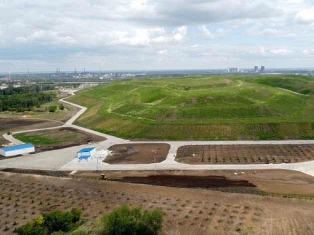 Мэрия выбрала подрядчика для обслуживания челябинской свалки за 110 млн рублей Мэрия выбрала подрядчика для обслуживания челябинской свалки за 110 млн рублей