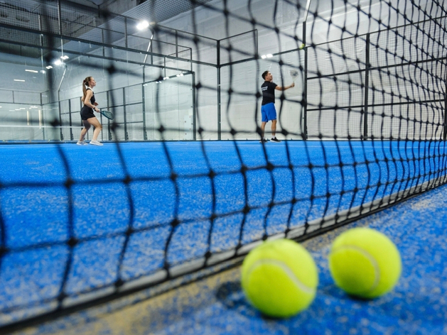 Падел-фестиваль в необычным форматe стартует в Челябинске Падел-фестиваль в необычным форматe стартует в Челябинске