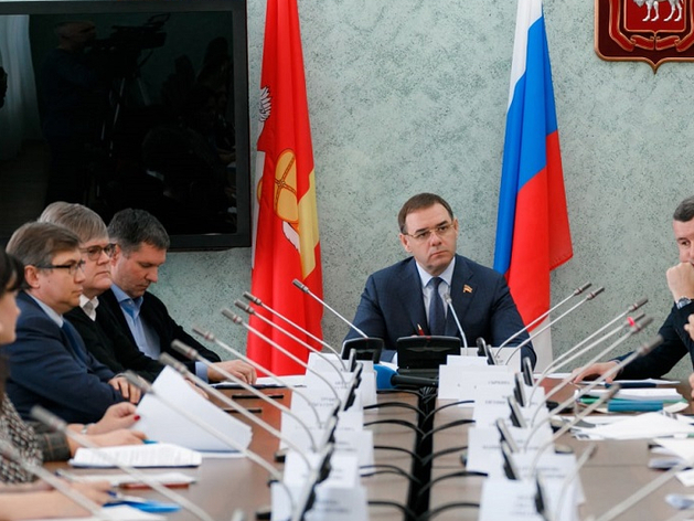 Александр Лазарев покинул пост замгубернатора Челябинской области Александр Лазарев покинул пост замгубернатора Челябинской области