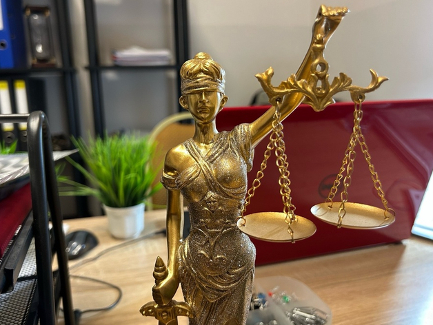 Суд в Челябинске рассмотрит дело экс-главы Роспотребнадзора и его сына Суд в Челябинске рассмотрит дело экс-главы Роспотребнадзора и его сына